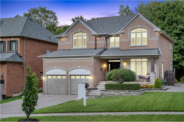 18 Sandbanks Dr, Richmond Hill