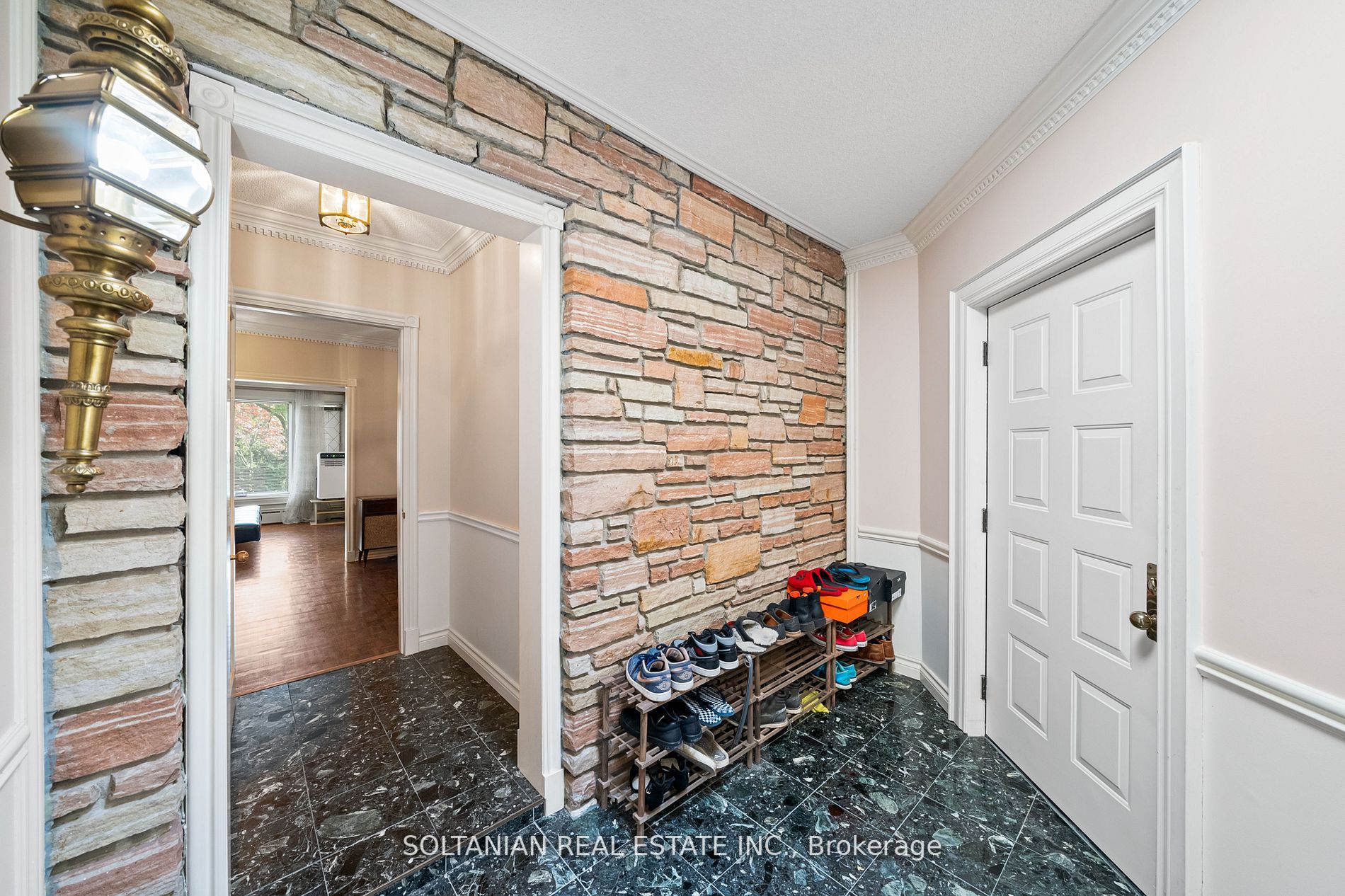45 Thornheights Rd