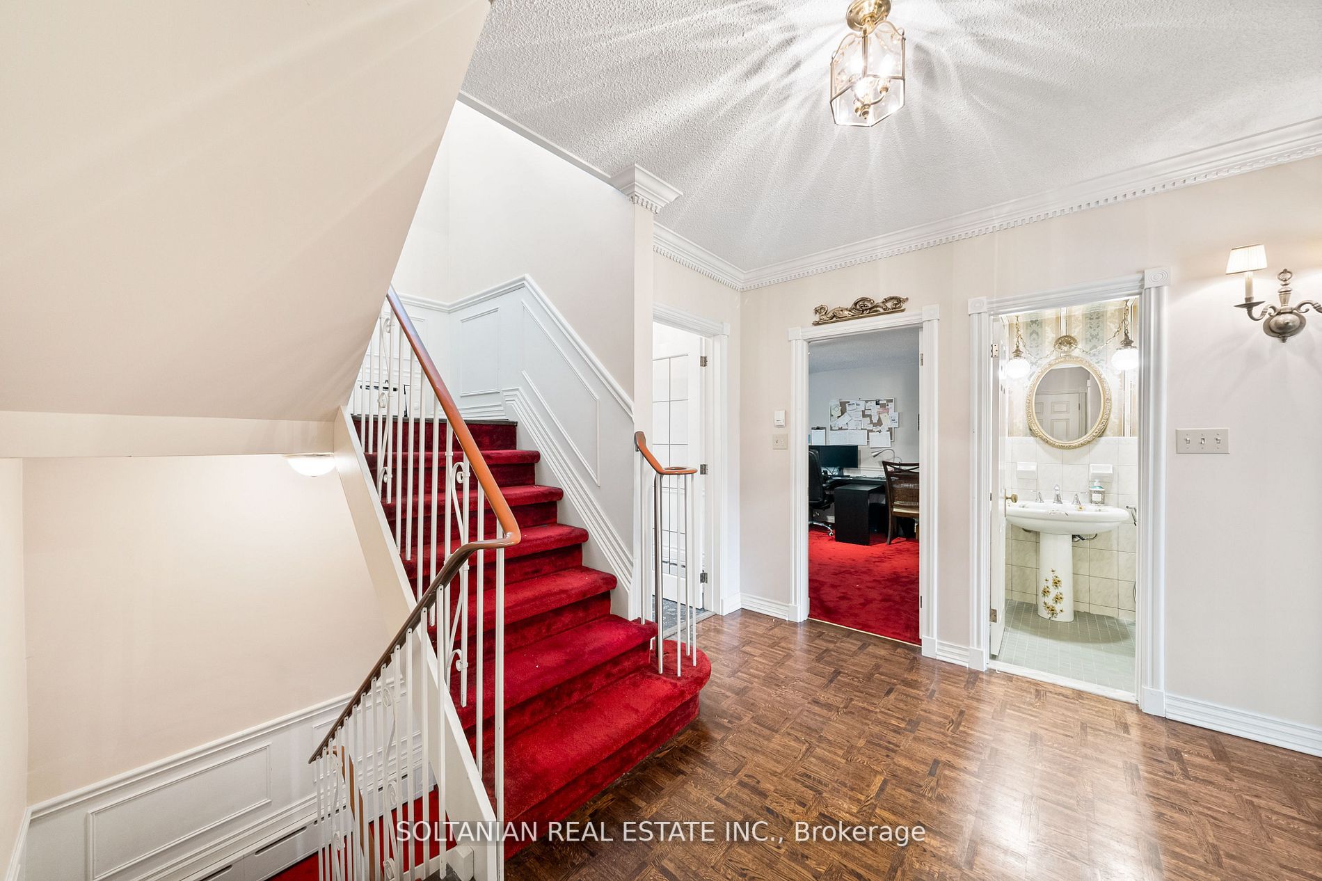 45 Thornheights Rd