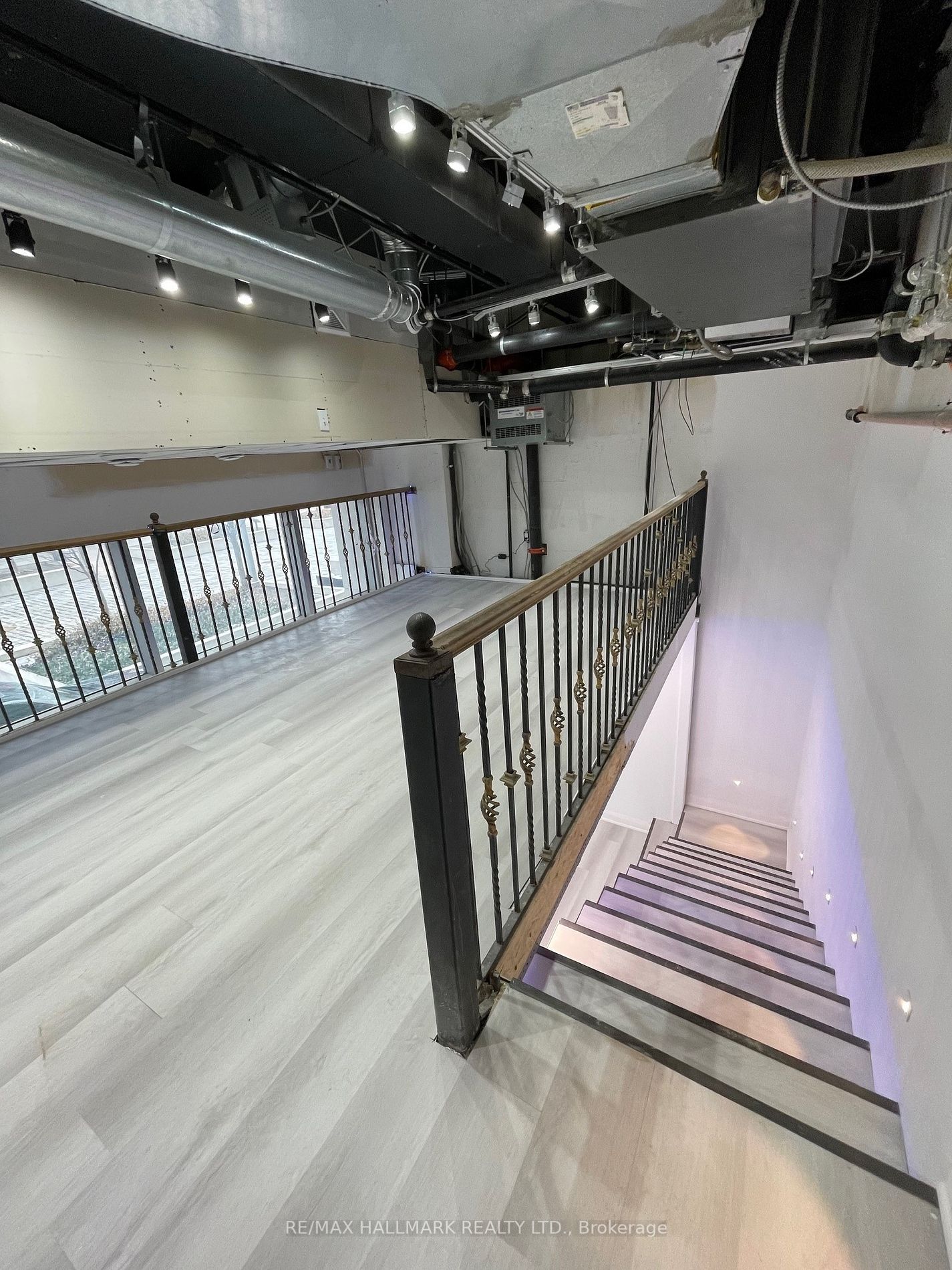7191 Yonge St, #103