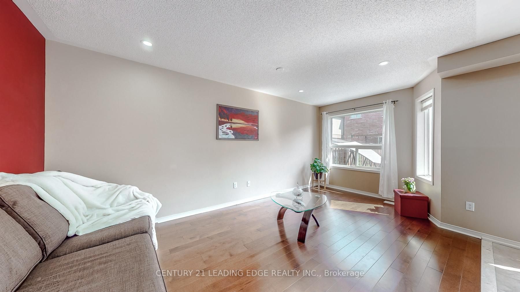 90 James Mccullough Rd