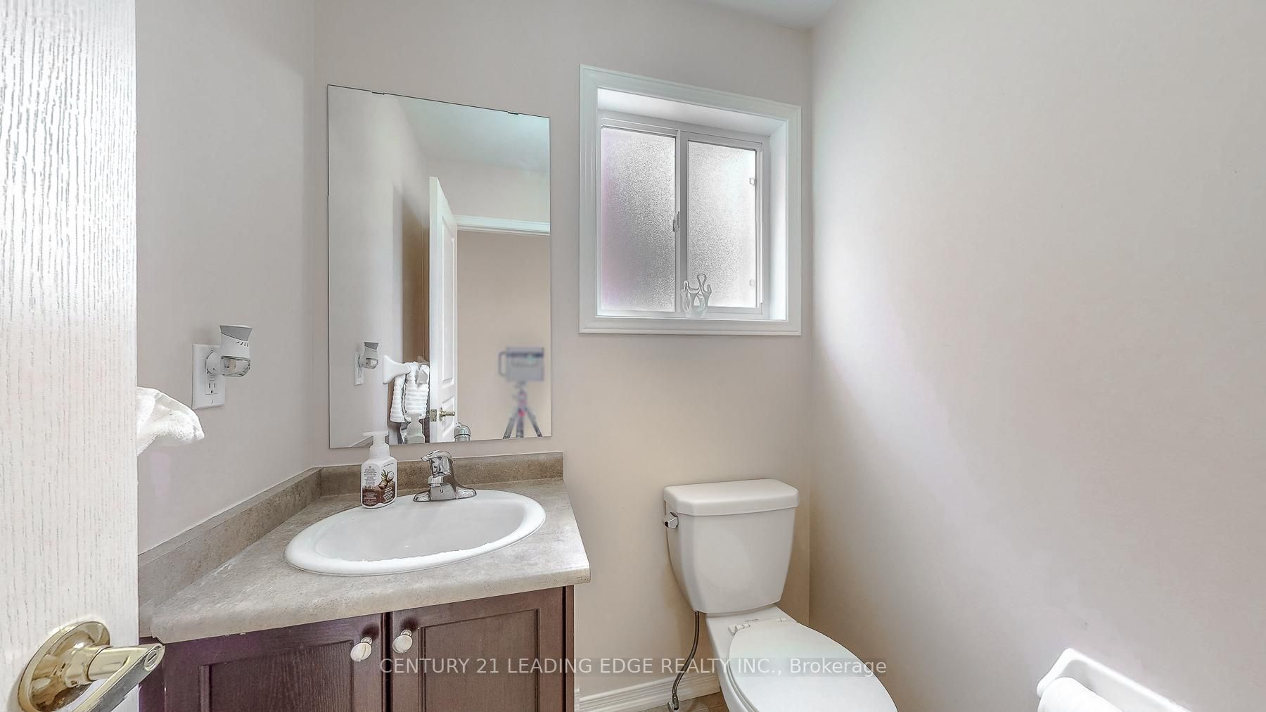90 James Mccullough Rd
