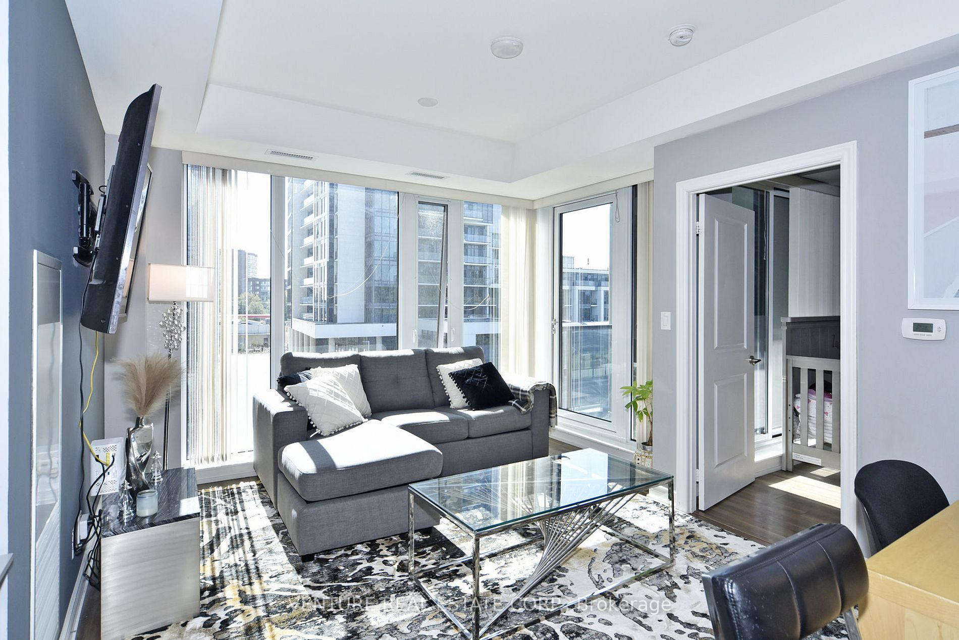 9608 Yonge St, #308