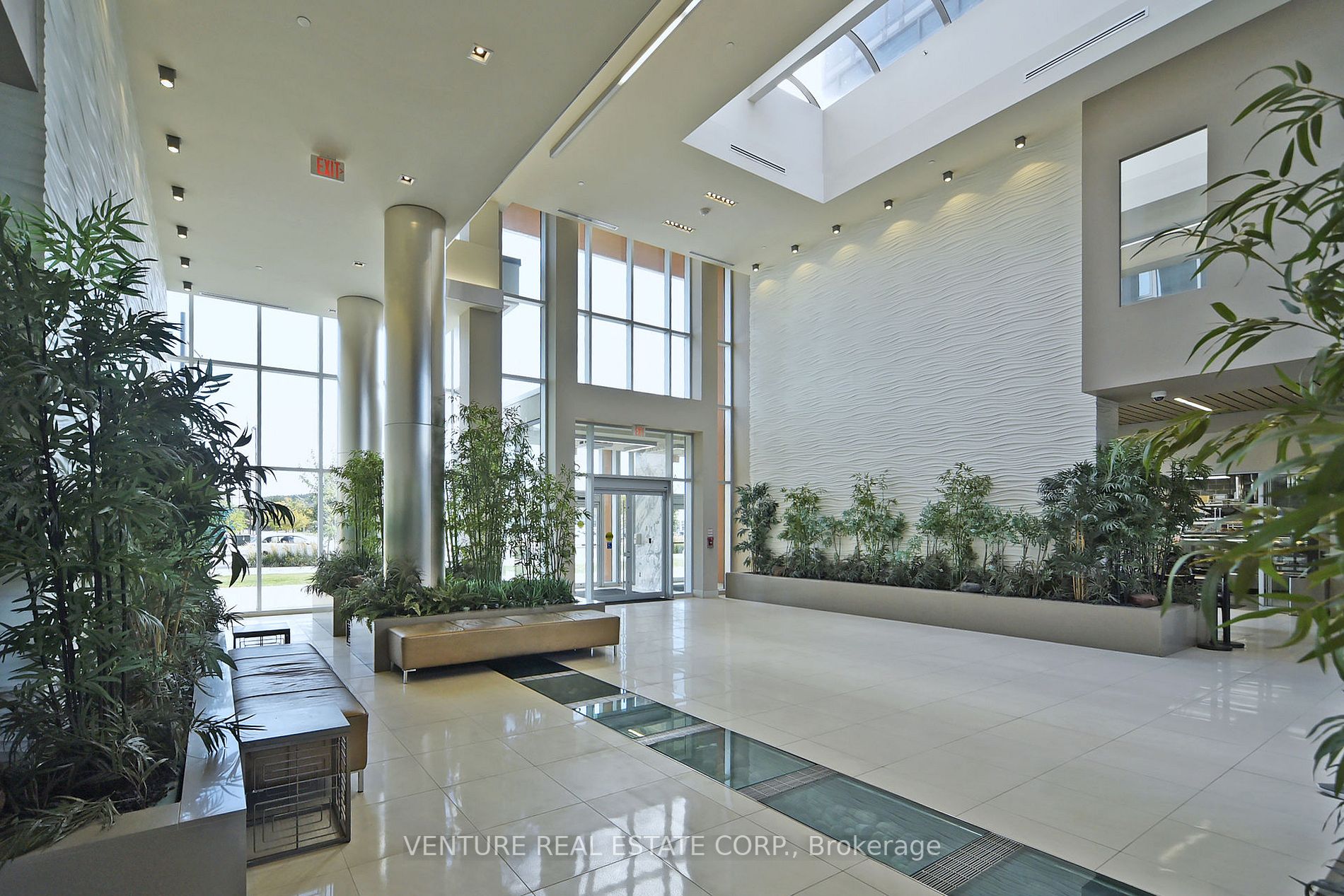 9608 Yonge St, #308