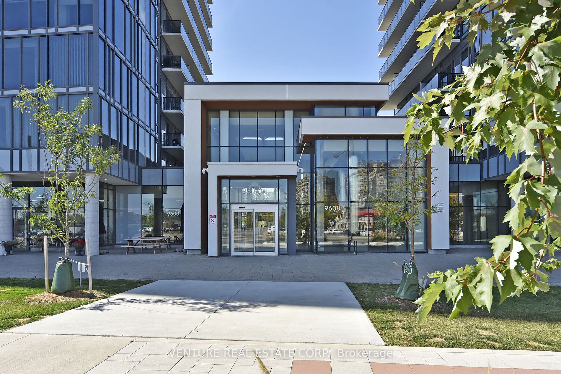 9608 Yonge St, #308