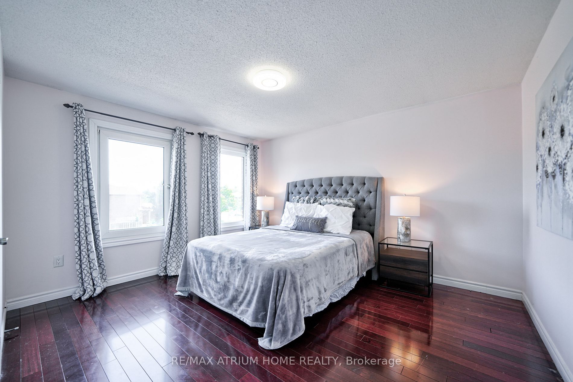4 Greystone Rd