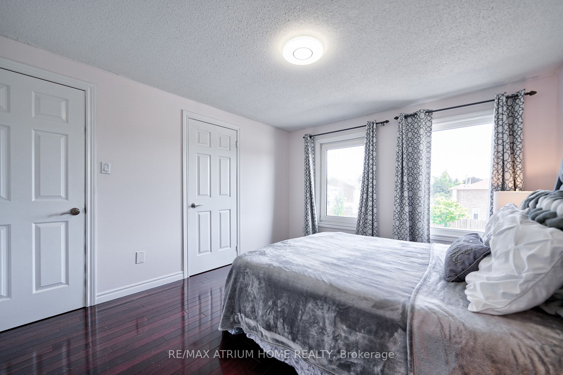 4 Greystone Rd