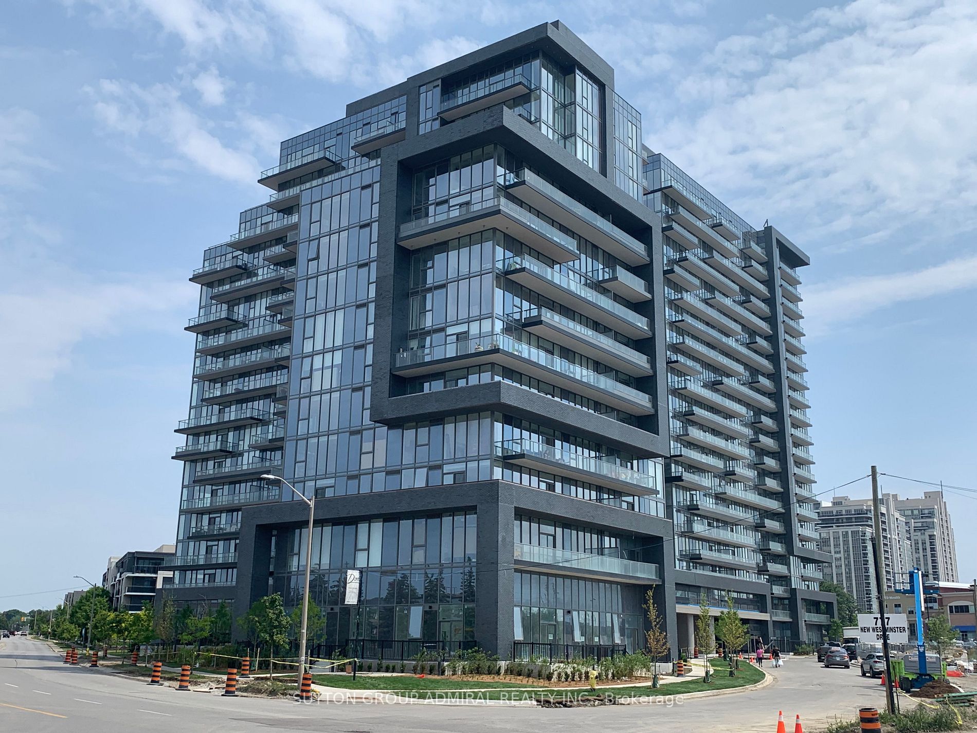10 Gatineau Dr, #505W