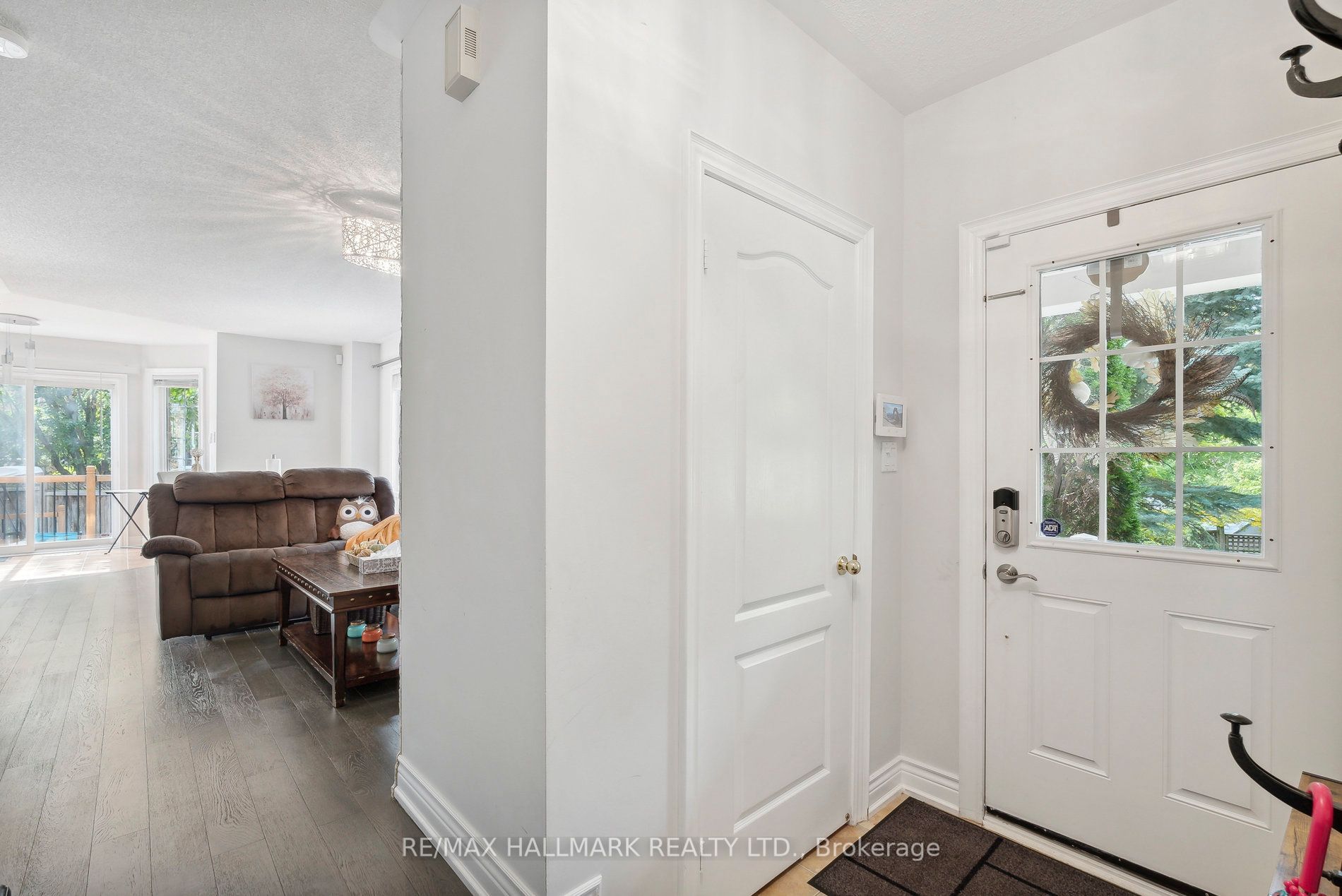 172 Hartford Cres