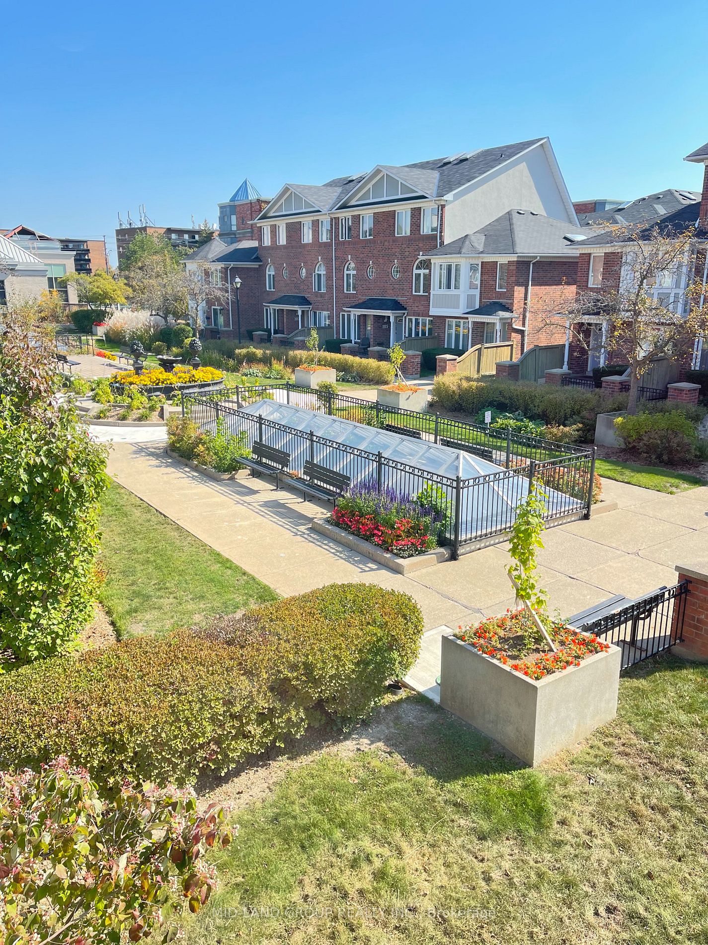 18 Clark Ave W, #31