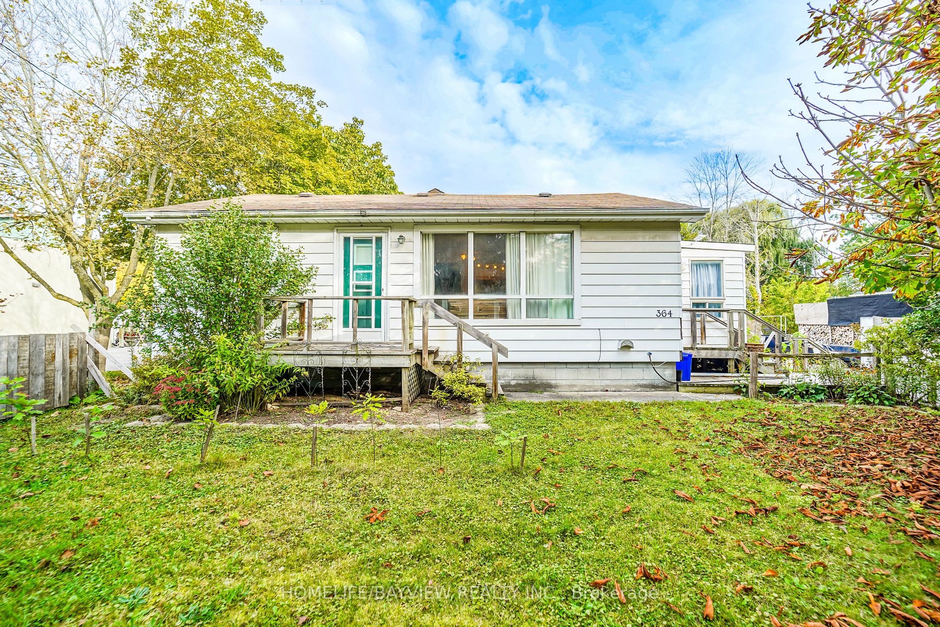 364 Queensville Sdrd W