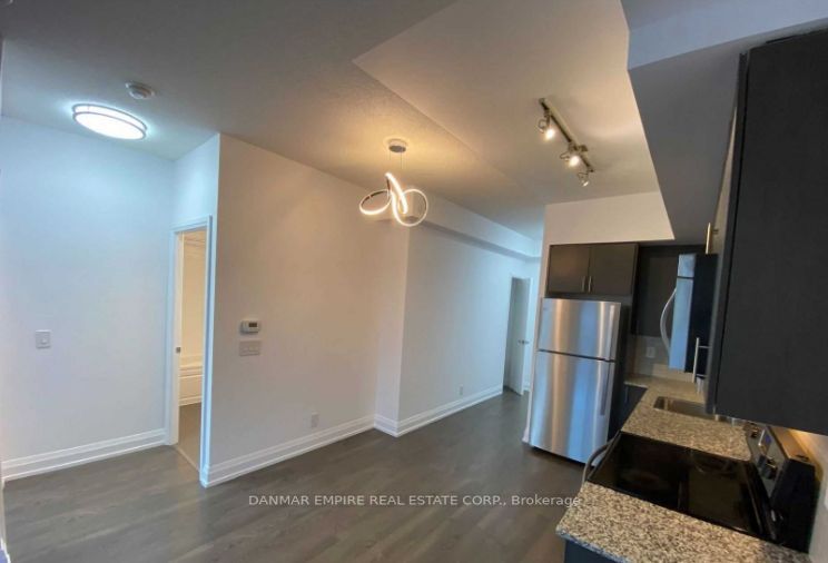 7900 Bathurst St, #814
