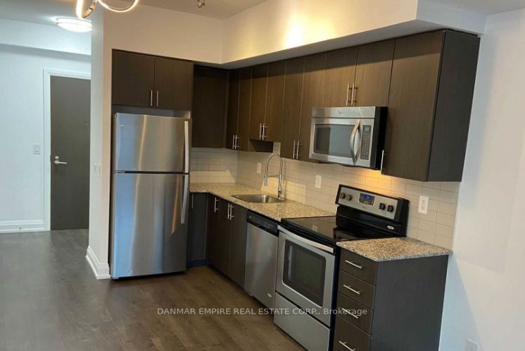7900 Bathurst St, #814