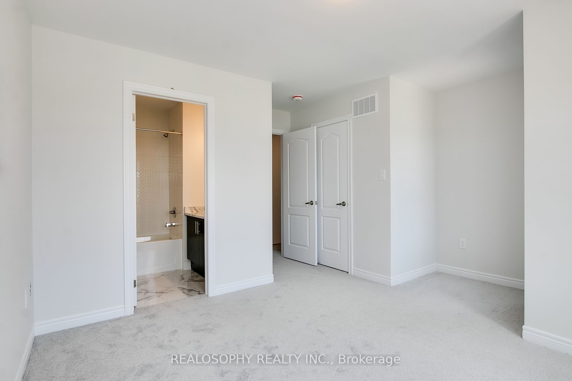 561 Whites Hill Ave