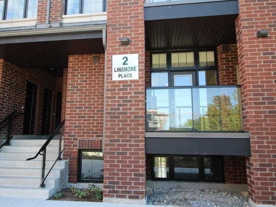 2 Linsmore Place, #208