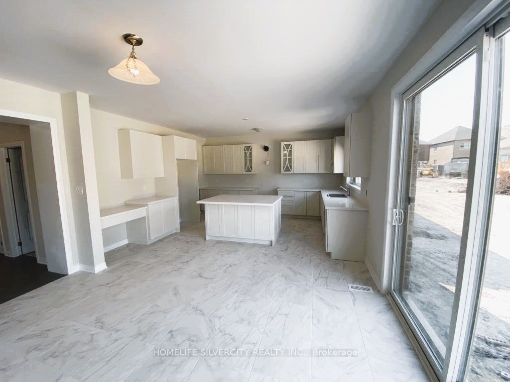 L4-1640 Webster Blvd
