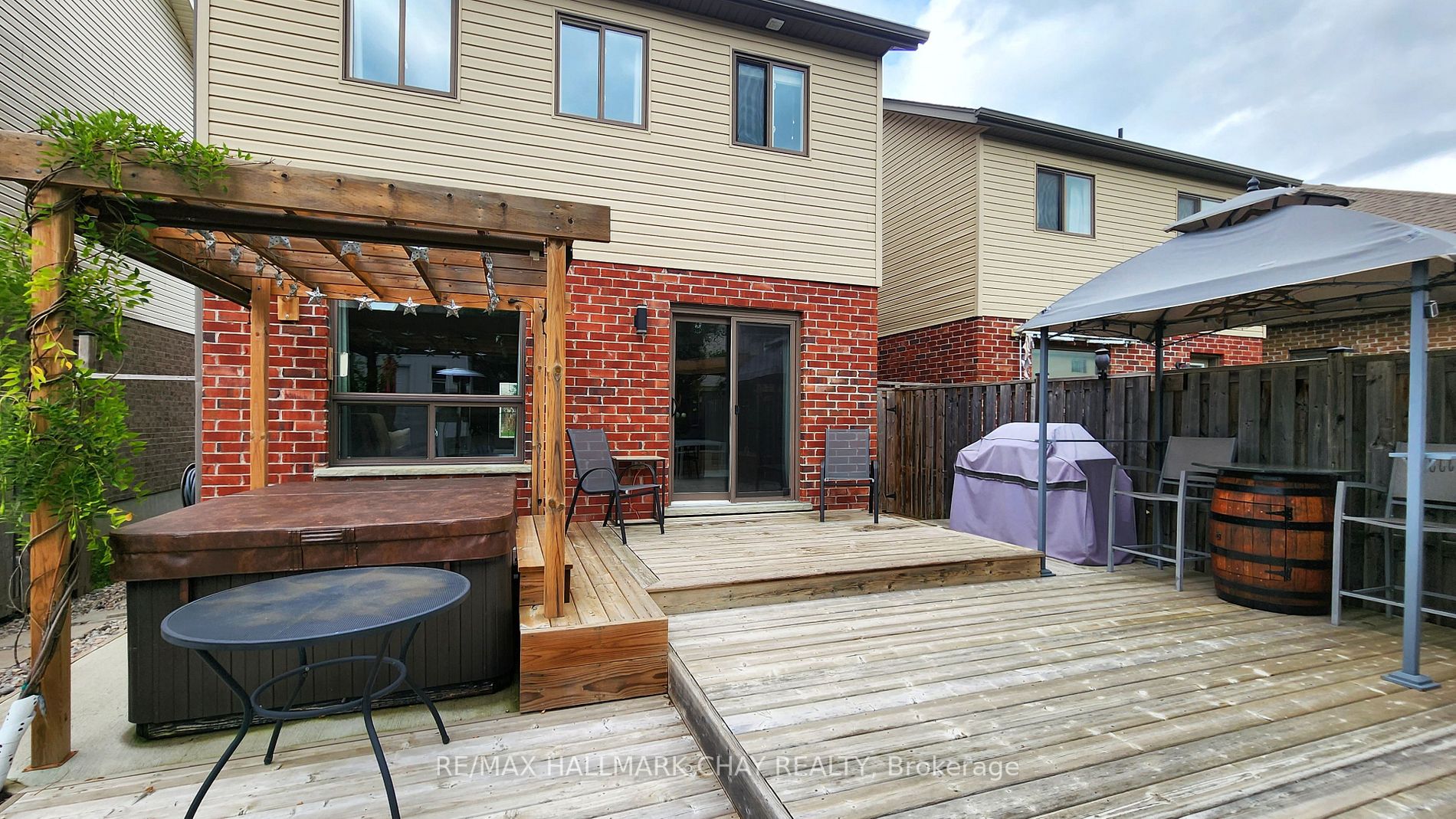 126 Banting Cres