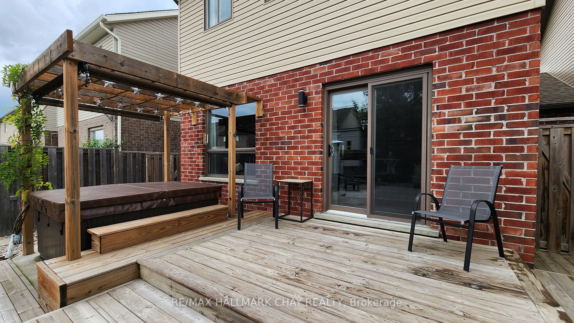 126 Banting Cres