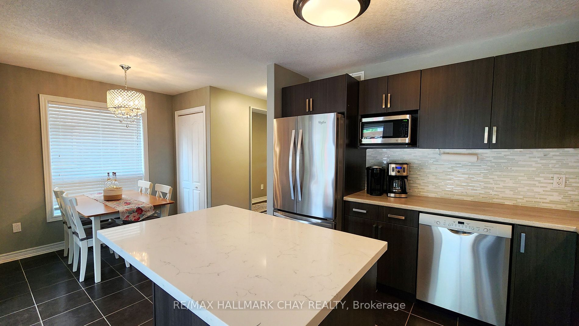 126 Banting Cres