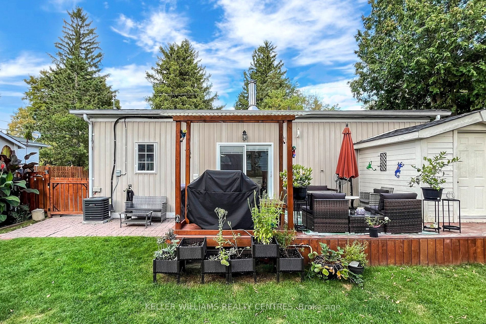 22 Ravenswood Drive