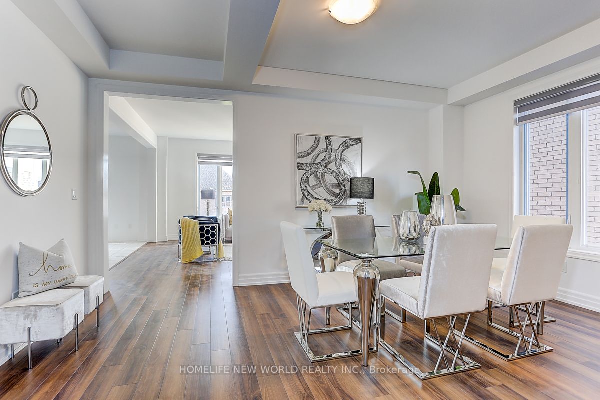 6 Acacia Crt
