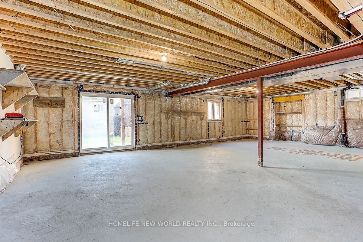6 Acacia Crt