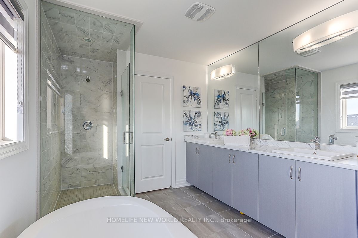 6 Acacia Crt