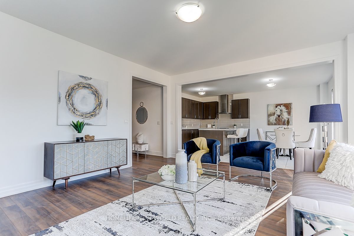 6 Acacia Crt