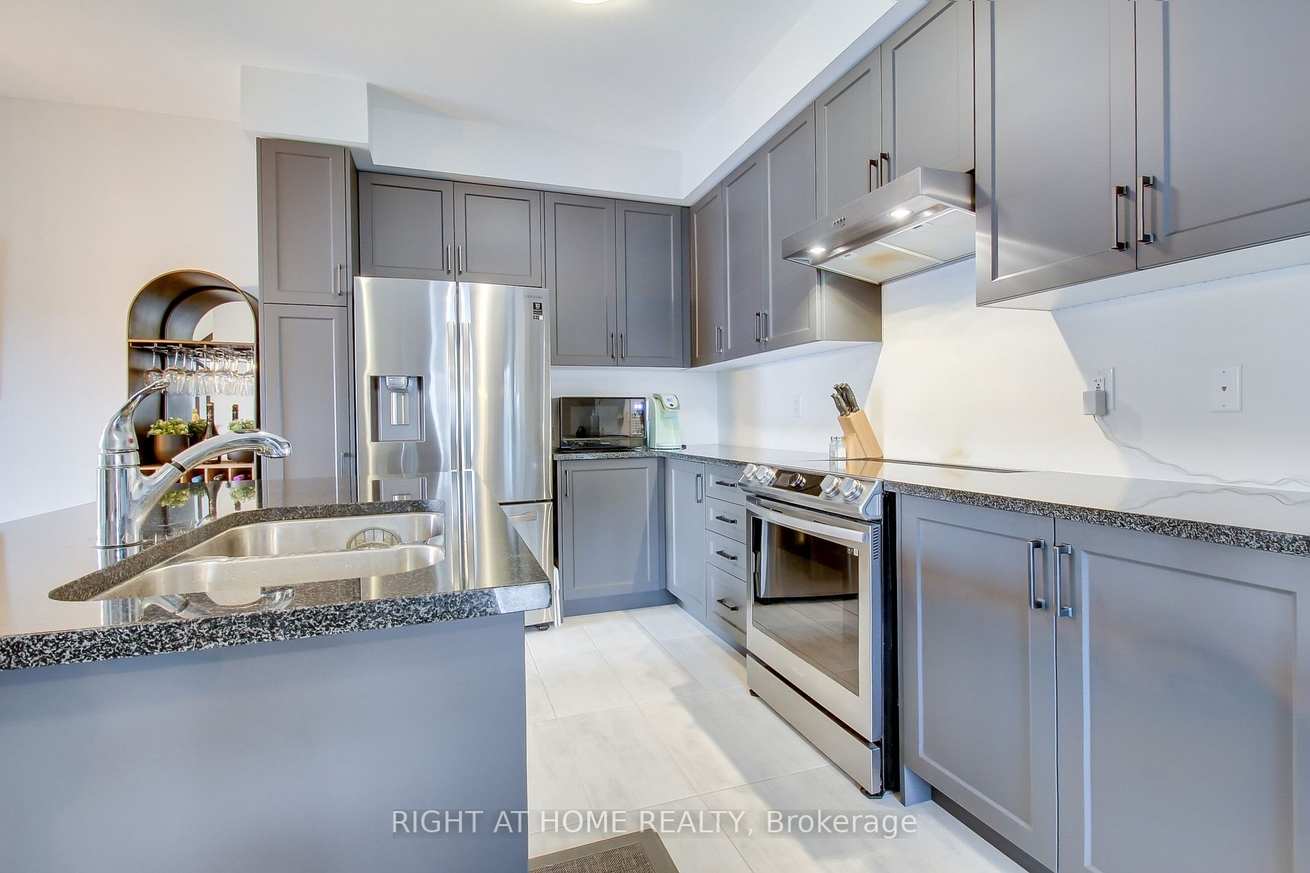 169 William Booth Avenue