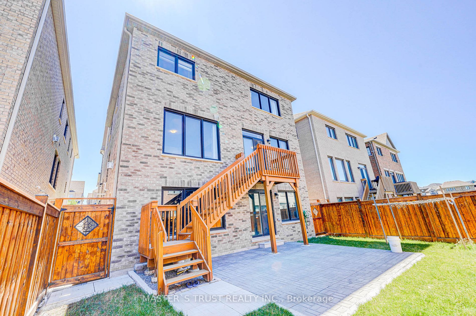 21 Beebalm Lane