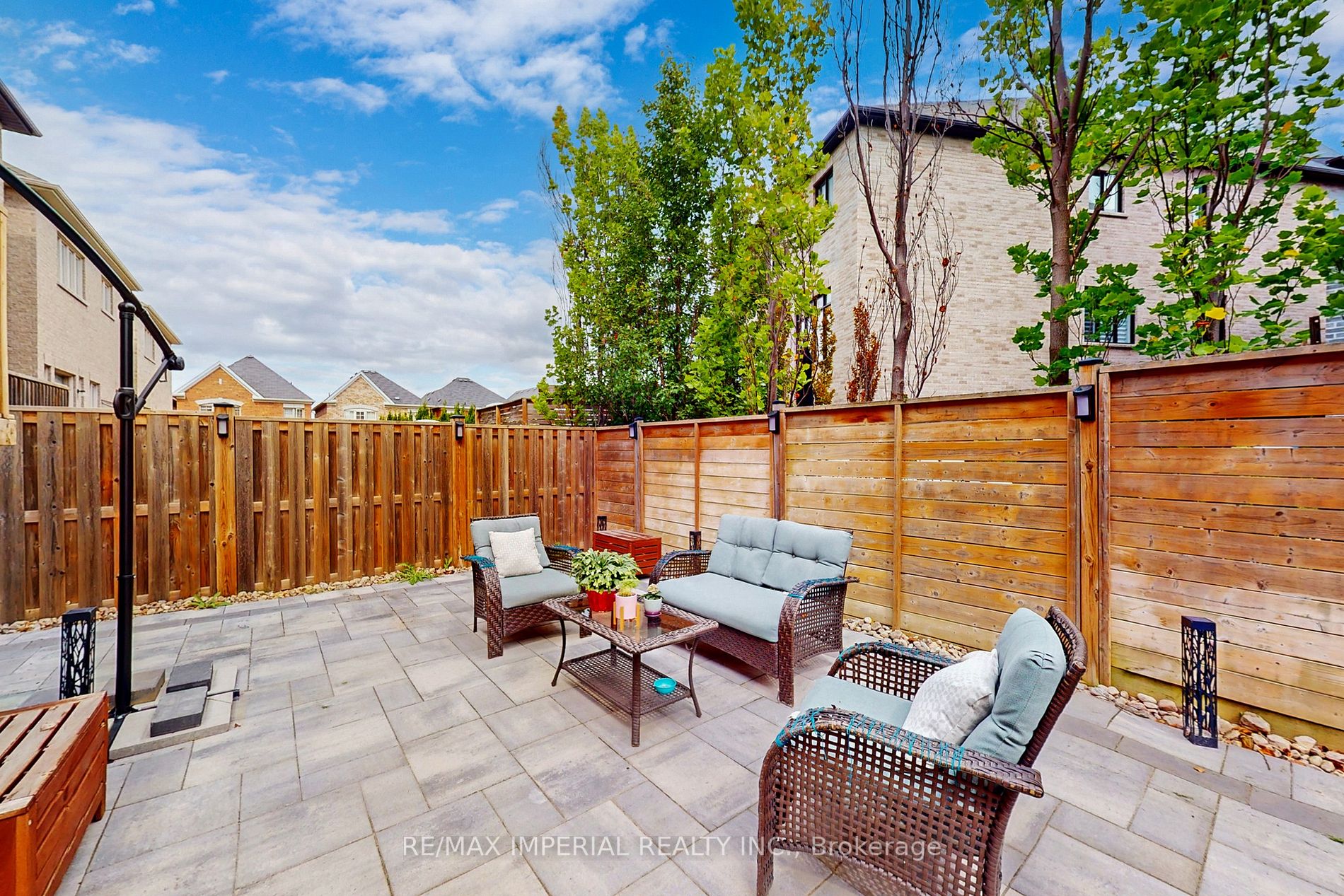 611 Pleasant Ridge Ave