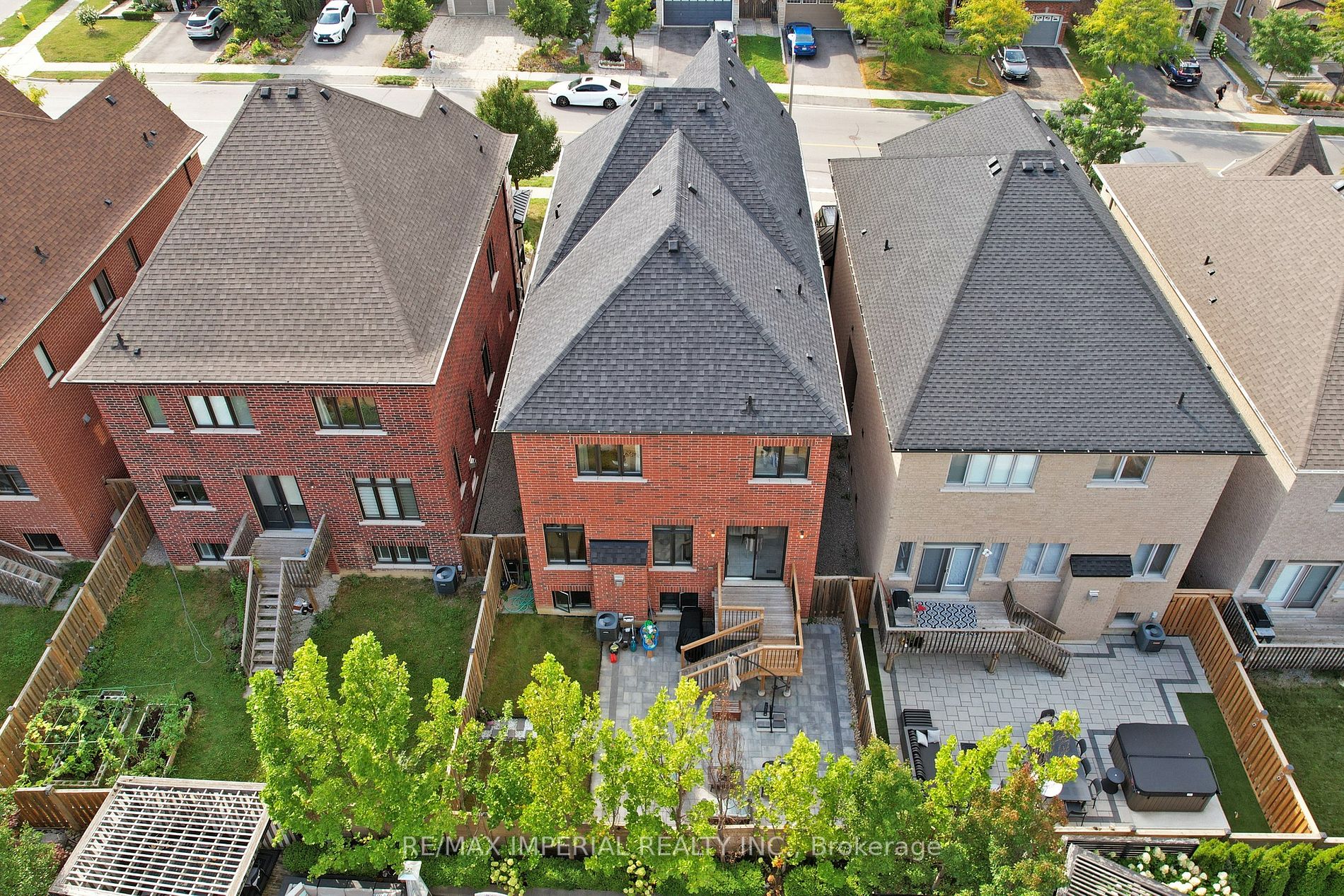 611 Pleasant Ridge Ave