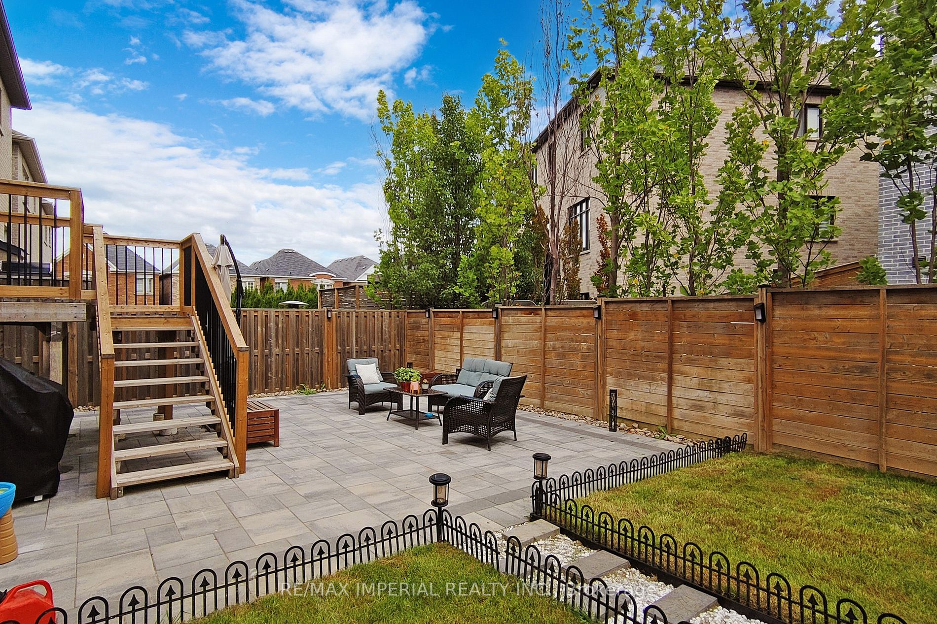 611 Pleasant Ridge Ave