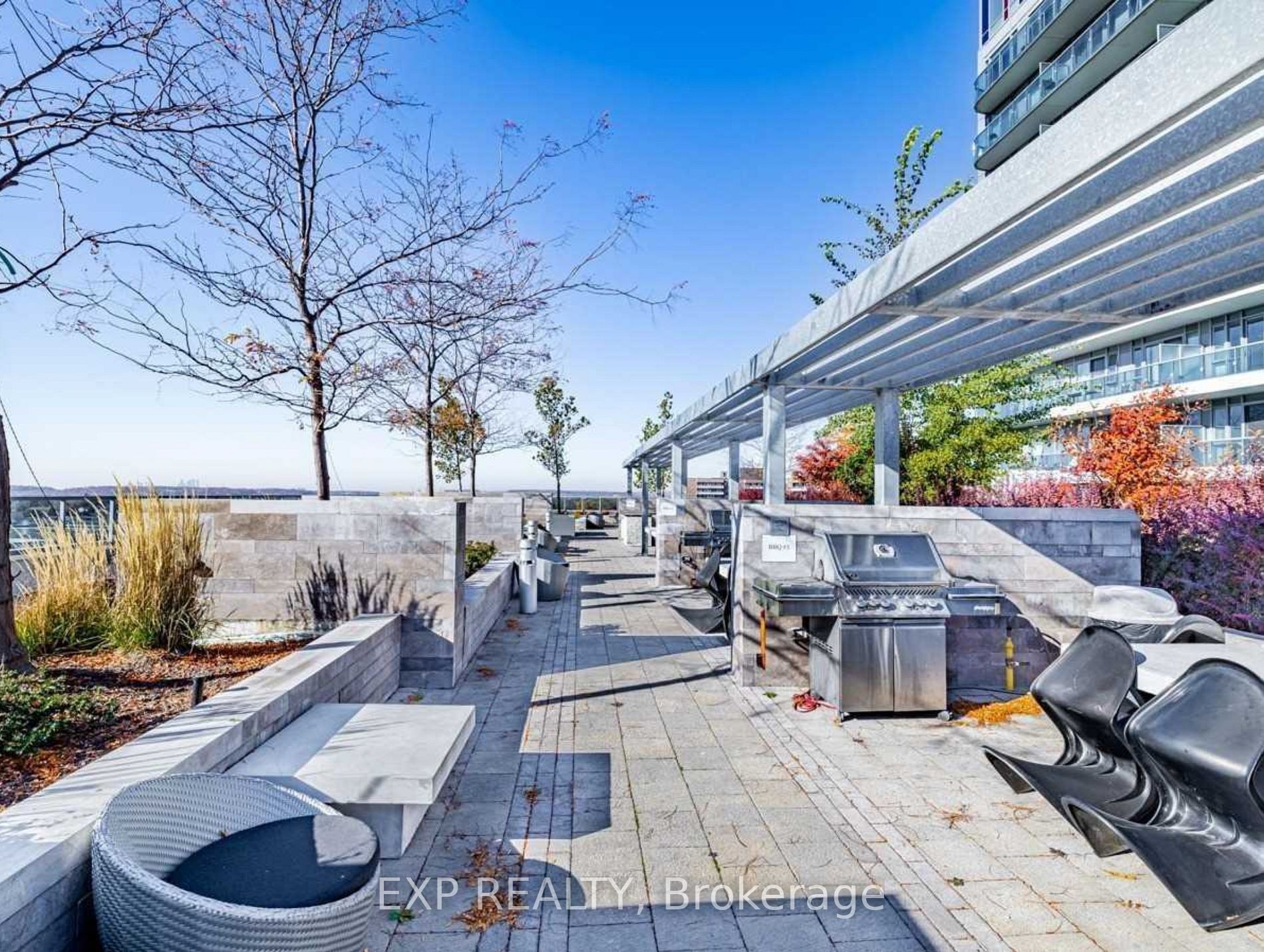 9471 Yonge Street, #213