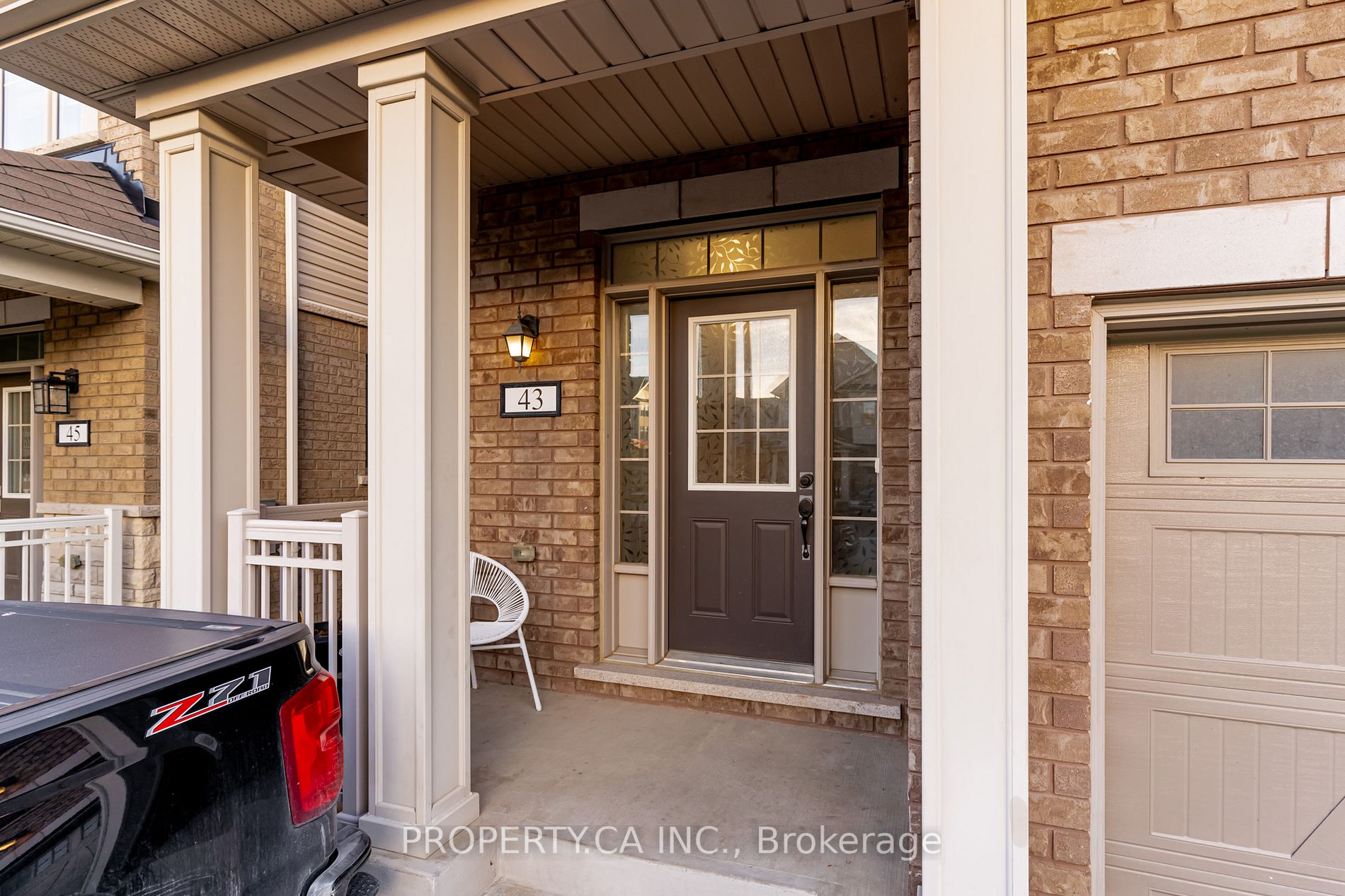 43 Donnan Dr