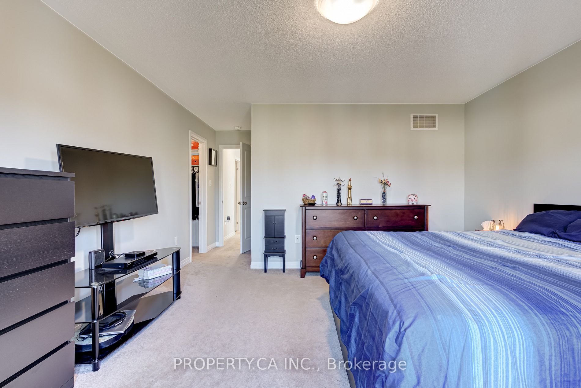 43 Donnan Dr