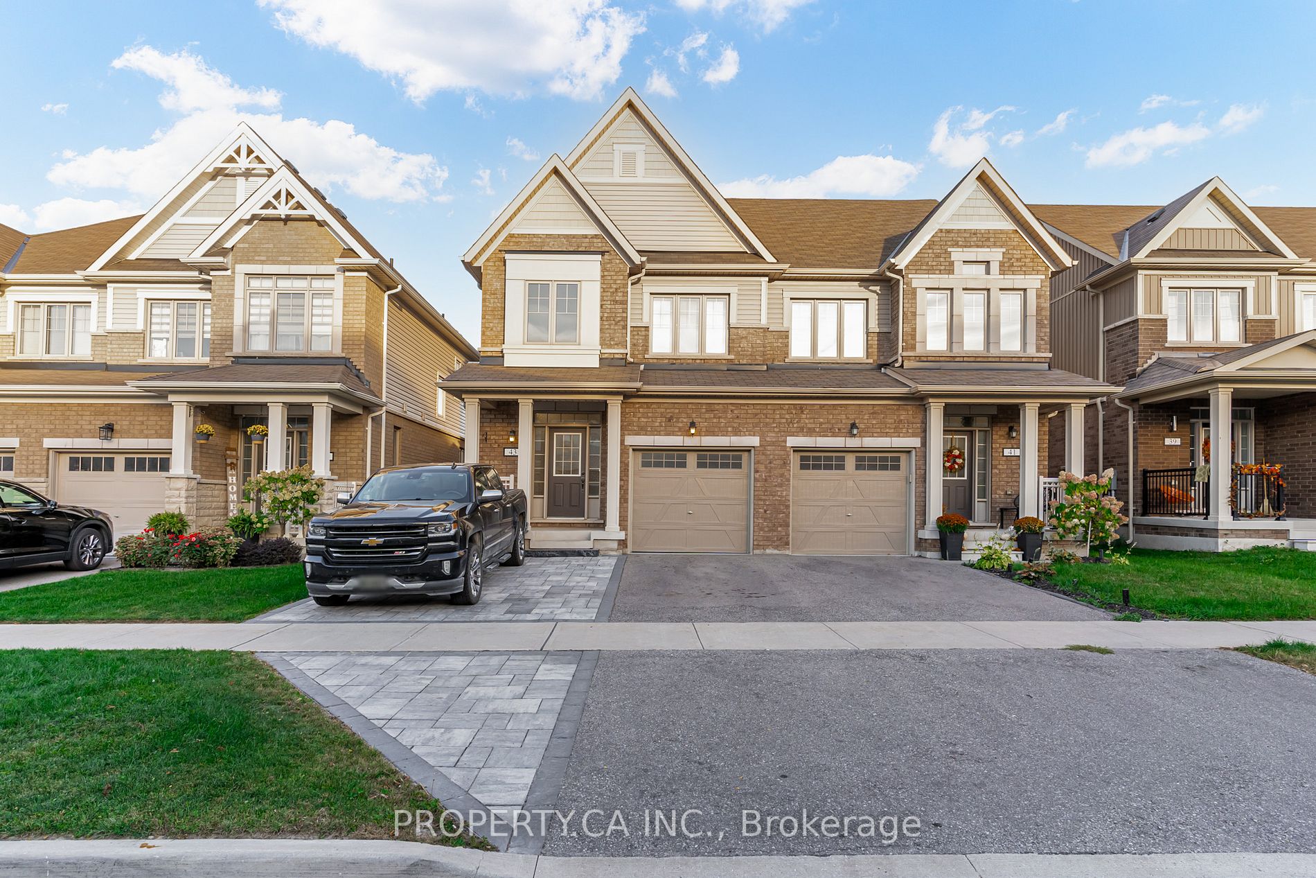 43 Donnan Dr
