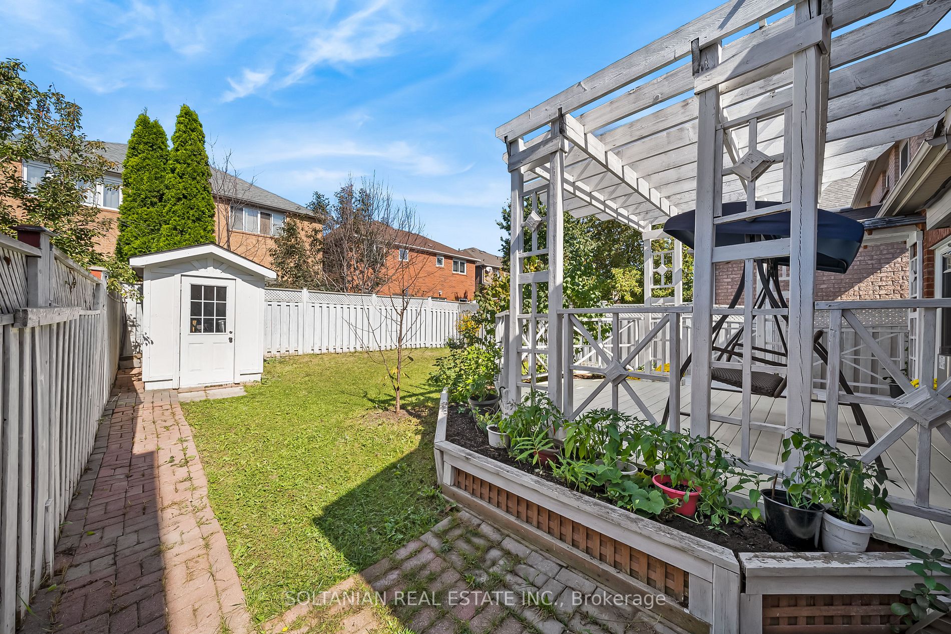 40 Tuscana Blvd