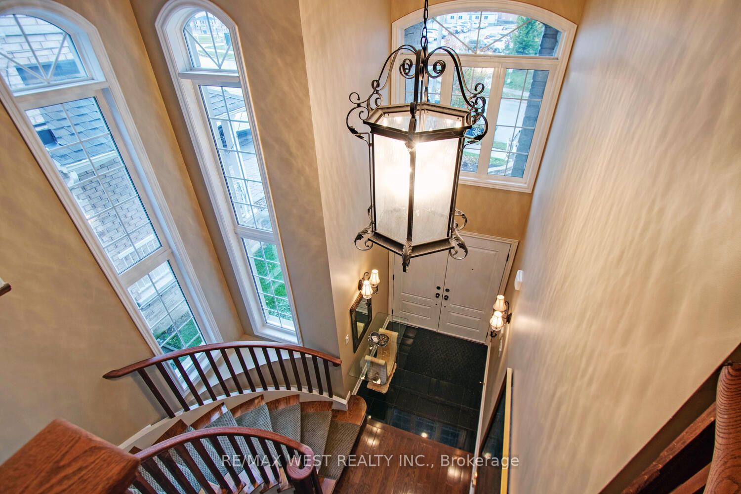287 Apple Blossom Dr