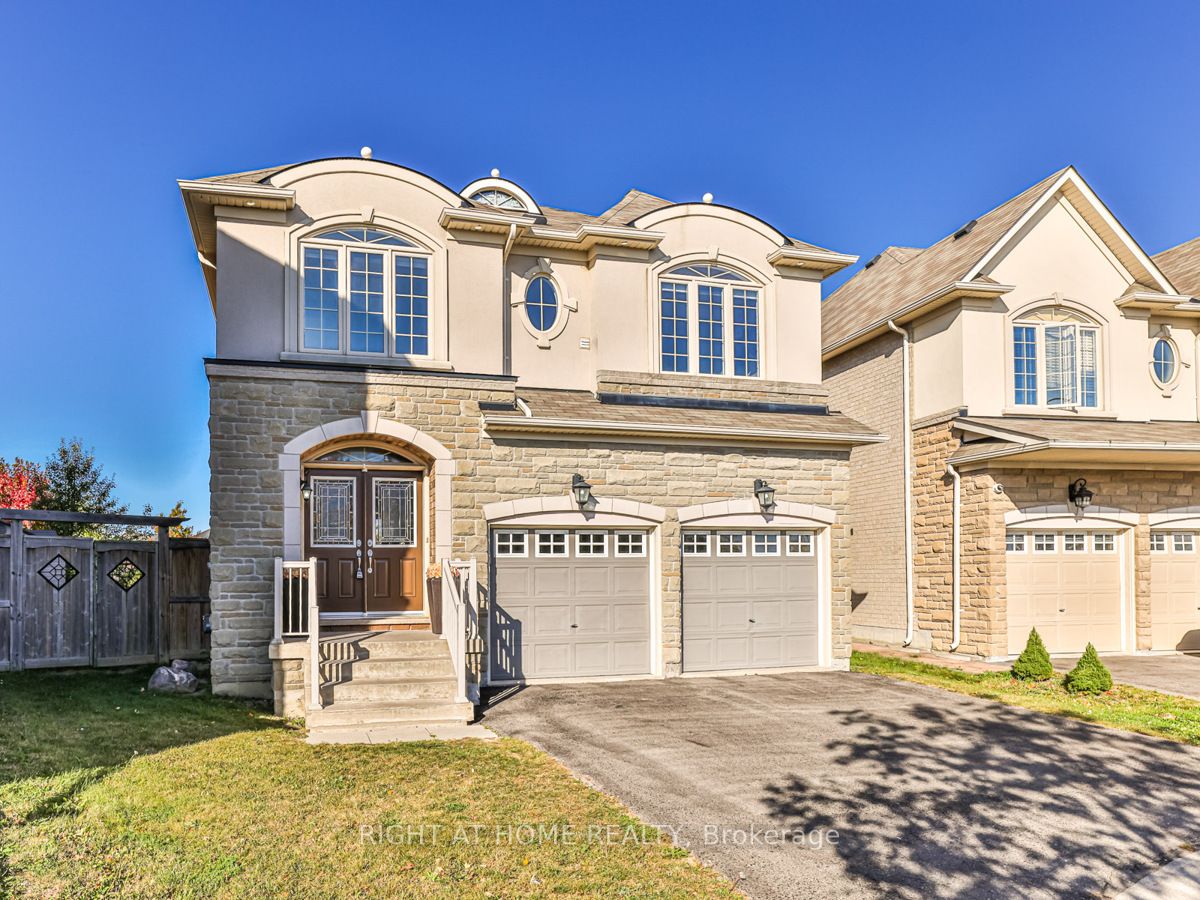 50 Mansard Dr
