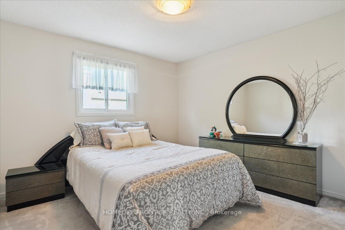 3 Pickett Crescent