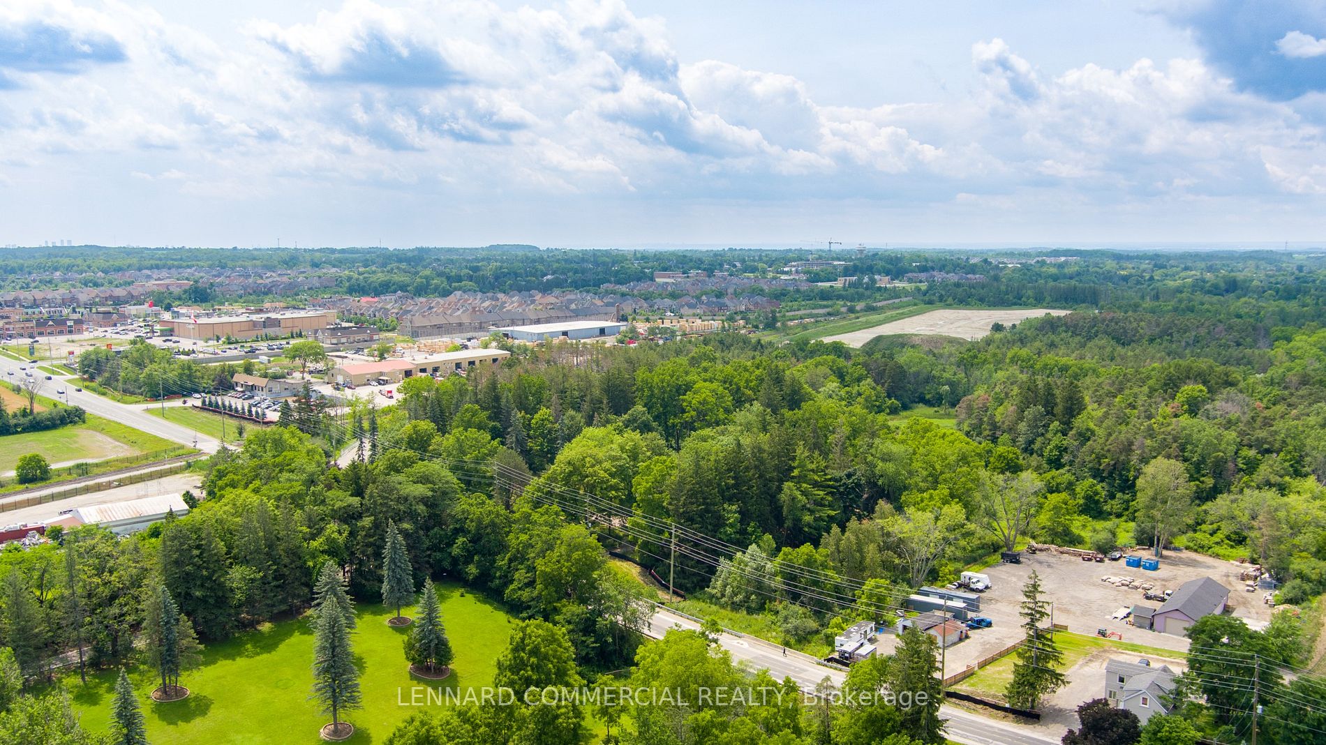 13236 Dufferin St