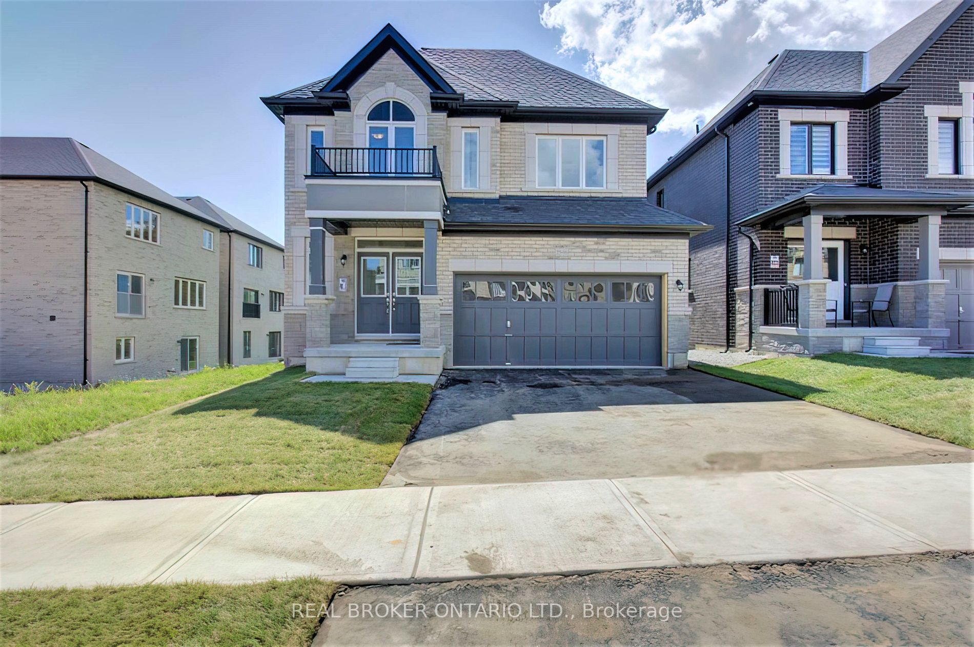 1546 Stovell Cres N