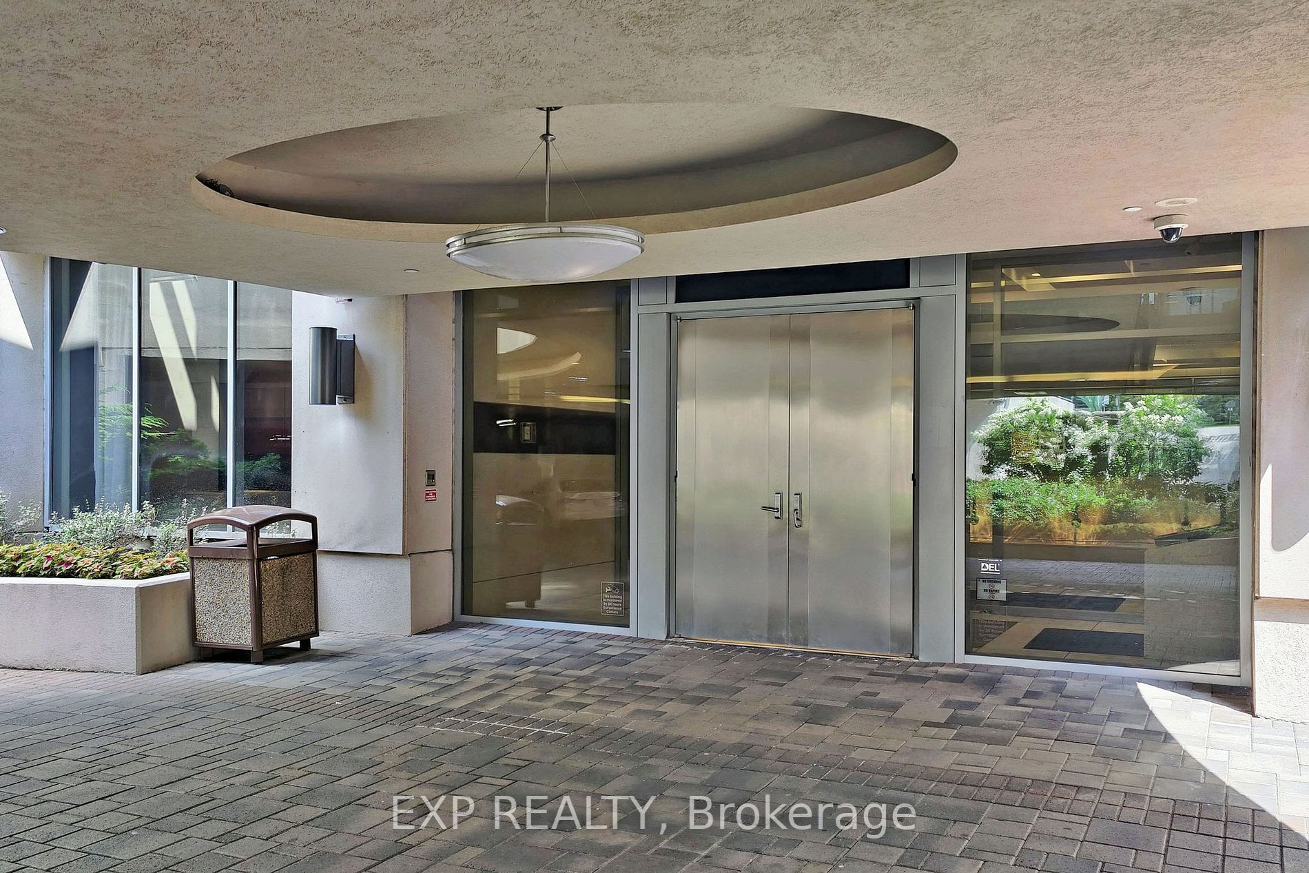 23 Cox Boulevard, #558