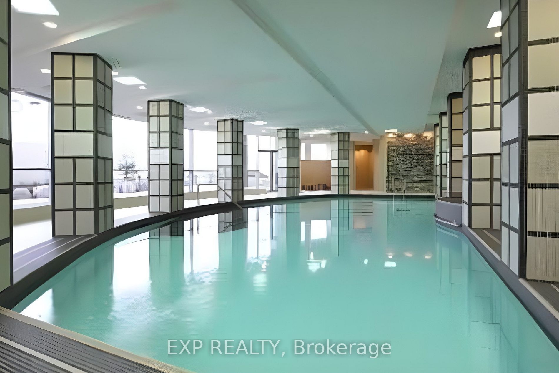 23 Cox Boulevard, #558