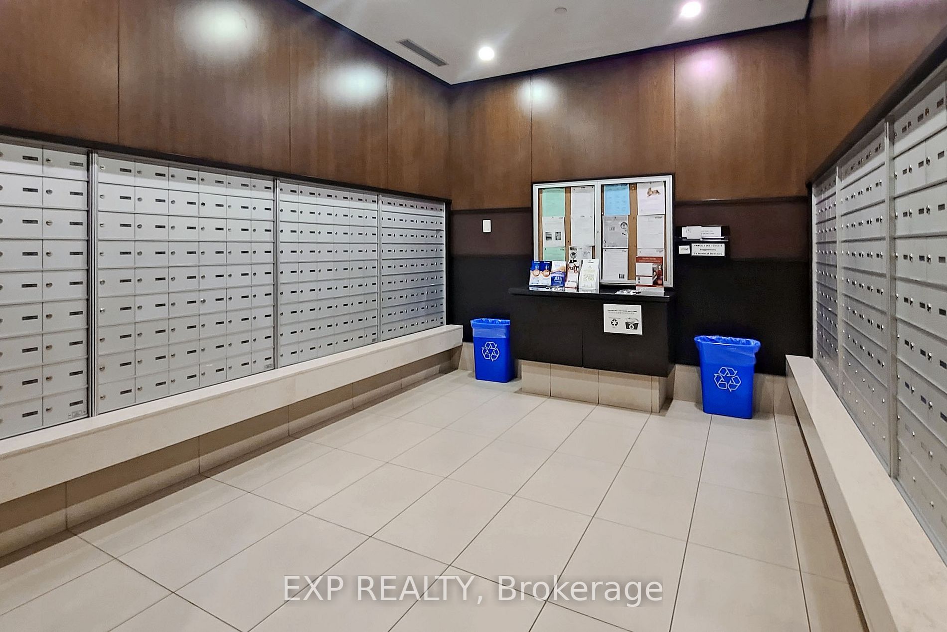 23 Cox Boulevard, #558