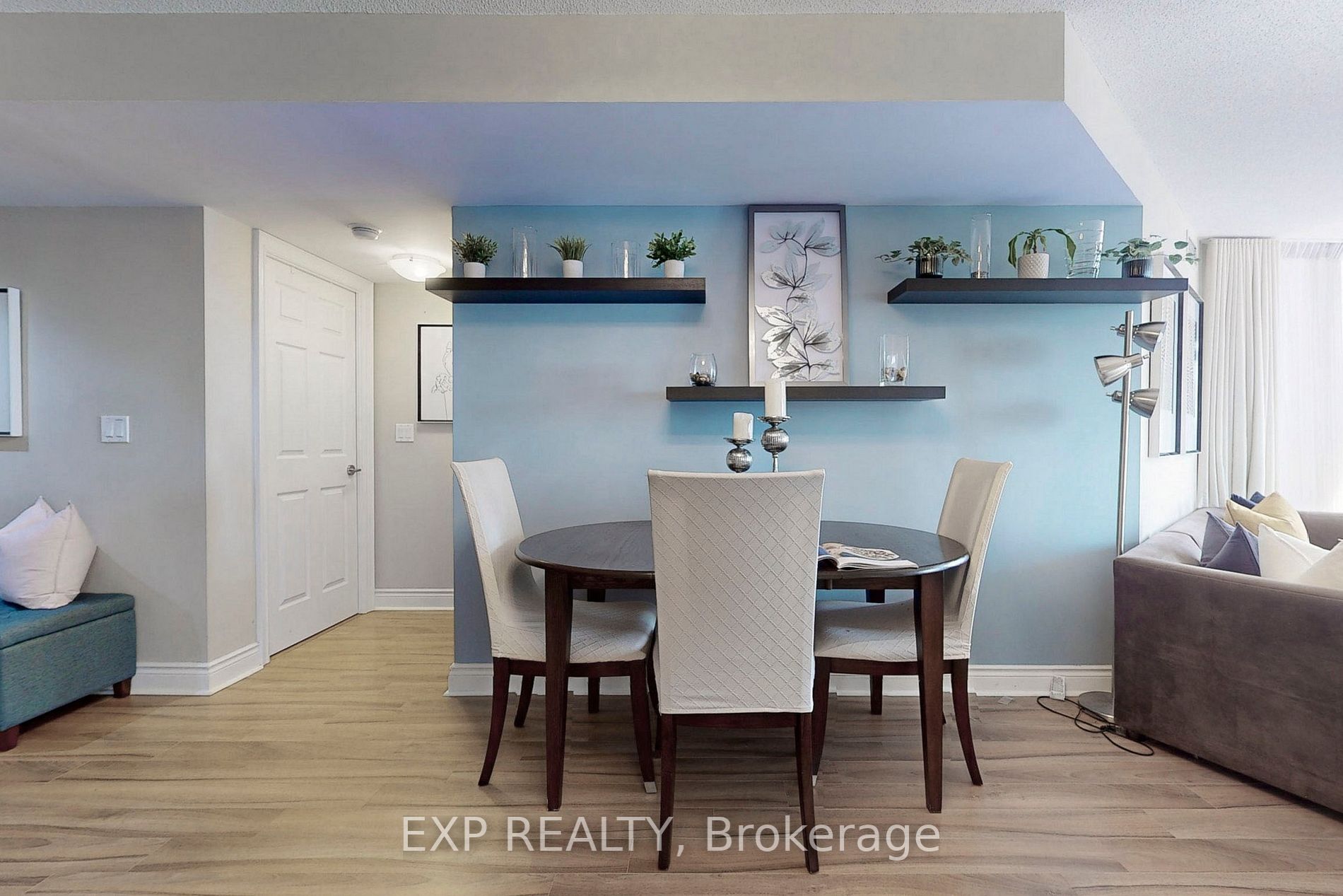 23 Cox Boulevard, #558