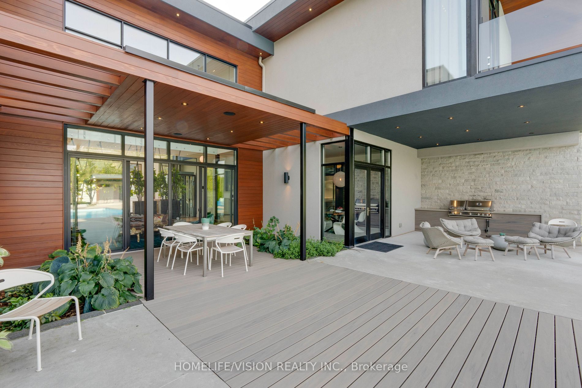 43 Ogden Cres