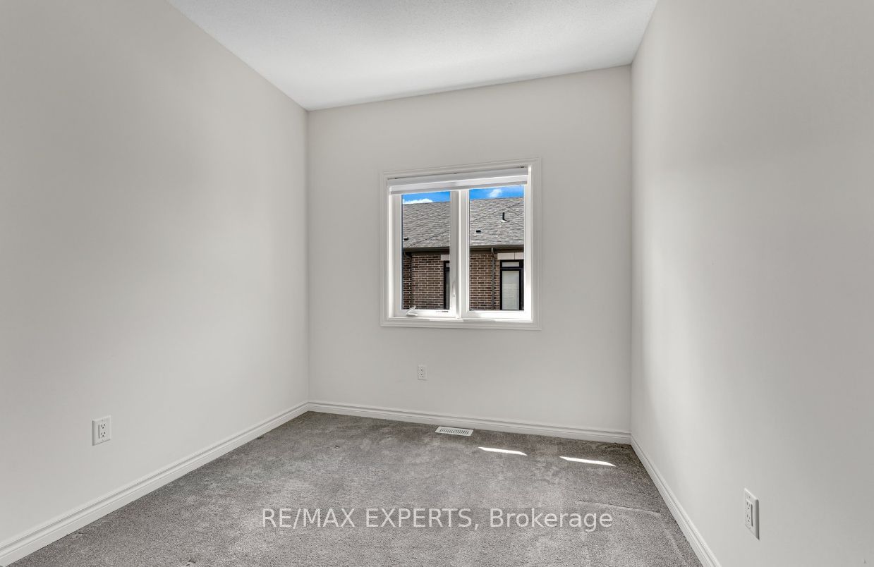 43 Elsinore St