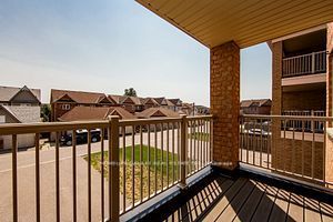 17 Ivy Stone Crt